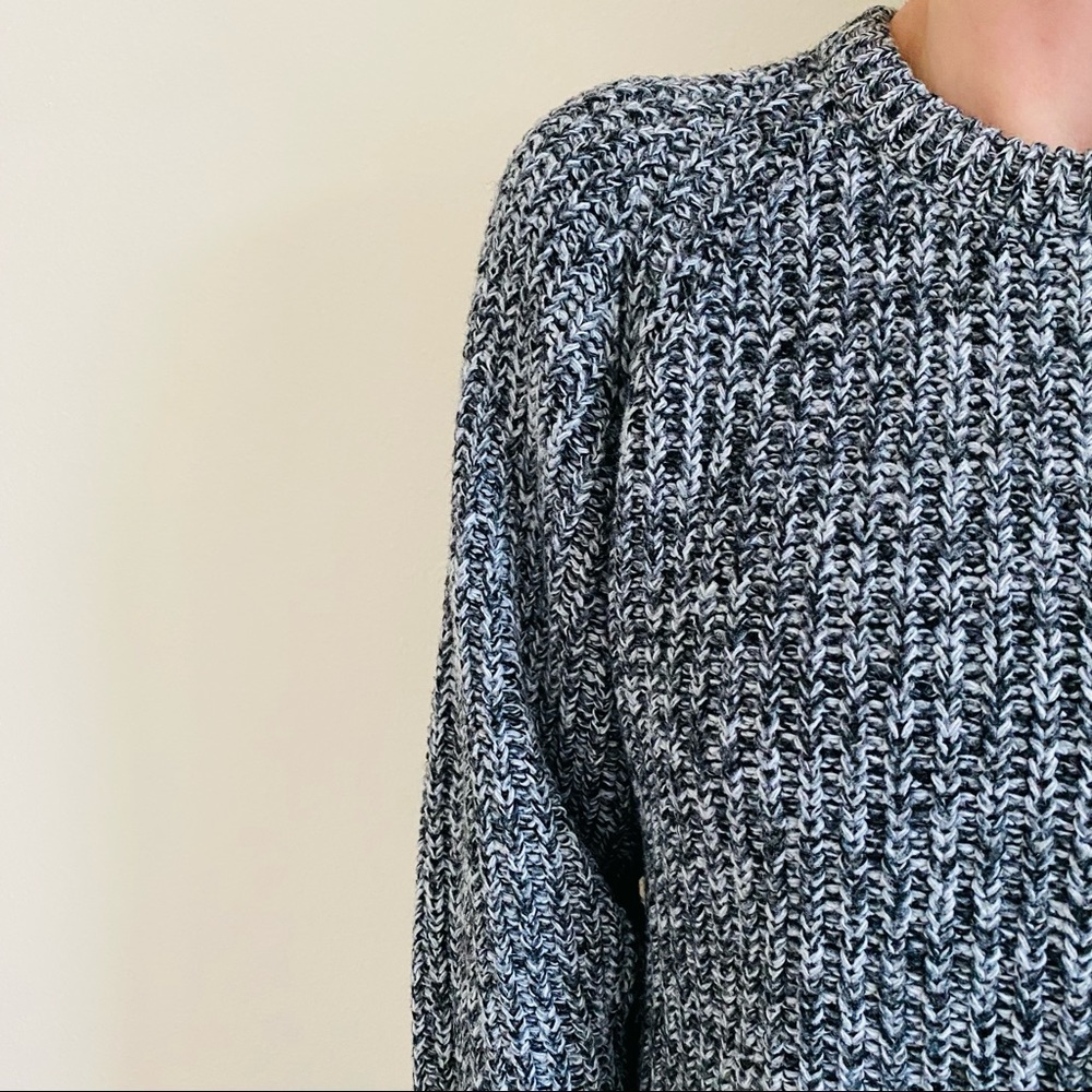 Vintage Nuovo long sleeve crew neck wool blend pullover sweater - Picture 2 of 8